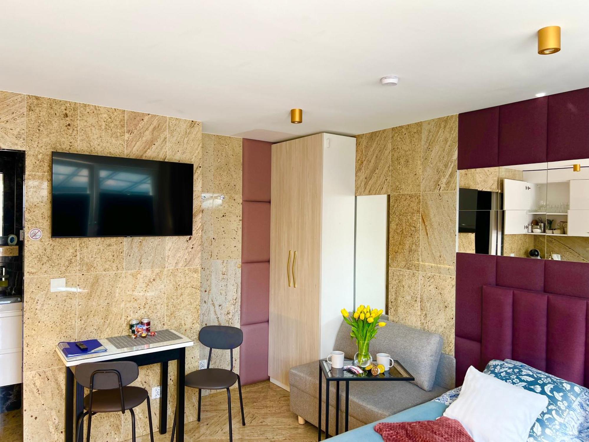 North Nest Luxury Suites غدانسك الغرفة الصورة